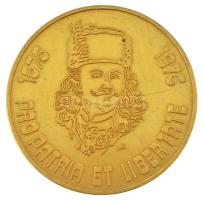 1976. "1676 - 1976 Pro Patria et Libertate" egyoldalas aranyozott Al emlékérem. Szign.:HG (65mm) T:AU-XF