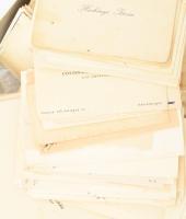 650 db Nagyrészt 1945 előtti névjegykártya, részben autográf feliratokkal