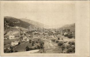 Csíkgyimes, Csík-Gyimes, Gyimes, Ghimes; Határszéli lépcső, Rákóczi vár, magyar-román határ, határhíd / castle ruins, Hungarian-Romanian border, border bridge. photo (fl)