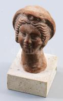 Római terrakotta női fej replika, m: 15,5 cm