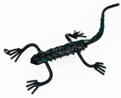 Gyík. Festett vas szobor, h: 27 cm