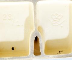 Hummel "Imádat" figura. cca 1940, kézzel festett, jelzett, kereskedői címke maradékával, m...