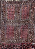 Beludzs / Timuri "Yakub Khan" ensi ajtótakaró szőnyeg. cca 1860-1880, Afganisztán nyugati része, rajta 4 panelben a Paradicsom 4 kertjének stilizált ábrázolásával, javítással, 170x130 cm