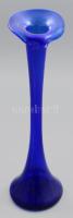 Anyagában színezett királykék magasváza, jelzés nélkül, hibátlan, m: 37 cm