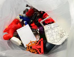 Zacskónyi vegyes játék tétel.