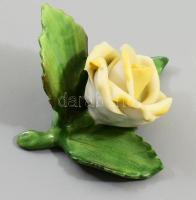 Herendi rózsa. Kézzel festett, jelzett, apró lepattanásokkal, 8 cm