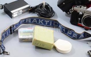 Praktica PLC2 fényképezőgép, Pentacon Electric 2.8/135 objektív, fényszűrők, National vaku, kiegészí...