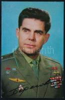 Georgij Tyimofejevics Beregovoj (1921-1995) szovjet űrhajós autográf aláírása őt ábrázoló képen /  Autograph signature of Georgy Timofeyevich Beregovoy (1921-1995) Soviet cosmonaut on a card 15x21 cm