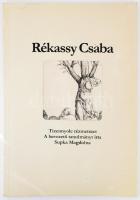 Rékassy Csaba. Tizennyolc rézmetszet. A bevezető tanulmányt írta Supka Magdolna. Bp., 1981, Corvina. Rékassy Csaba (1937-1989) grafikus-, festőművész munkáinak reprodukcióival gazdagon illusztrált. Kiadói papírkötés, jó állapotban.