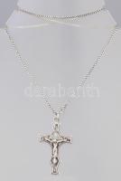 Ezüst (Ag) venezianer nyaklánc, áttört korpuszos kereszt medállal, h: 45 cm, jelzett, nettó 8,8 g