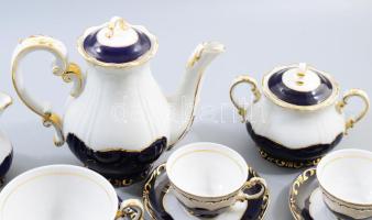 Zsolnay Pompadour mintás teás és kávés készlet, egy cukortartóval, kiöntővel, kannával, jelzett, hib...