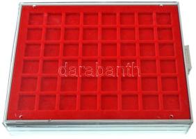 Három darab Lindner érmetartó tálca, használt de jó állapotban (egyik tálca műanyag fedlapján repedés), összesen 152 férőhellyel (8x10, 4x6, 6x8 felosztásban)