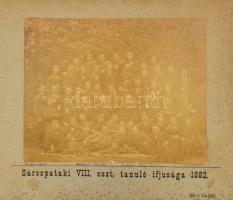1882 A Sárospataki VIII. oszt tanuló ifjúsága. Tabló kartonon. 40x33 cm