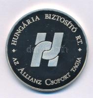 2001. "Hungária Biztosító Rt. - Az Allianz Csoport tagja / 15 éves a Hungária Biztosító Zrt. - ...