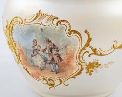 cca 1890, Victor Saglier (1809-1894) kekszkínáló. Savmaratott hutaüvegen aranyszínű kartusokban kézz...