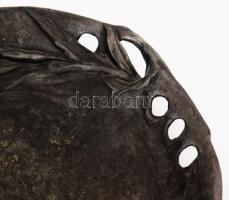 cca 1910, Nőalakkal és puttó figurával díszített levéltartó / ékszertartó, öble nád- és halfigurákka...