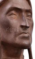 Schvarcsuk Lajos (1884-1953): Dante. Mázas terrakotta szobor. Jelzett,, 21x15 cm