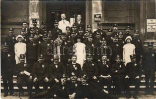 Sopron, 61. MÁV Miskolci Vonatkísérő Dalkör csoportképe. Rebernigg fényképész photo