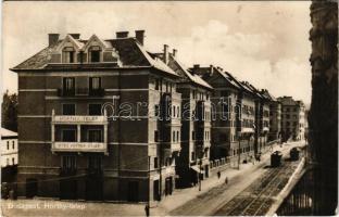 Budapest XII. Horthy telep és Vitéz Artner udvar, villamosok, Böszörményi út 4-8. Kiadja Schvester József (fl)