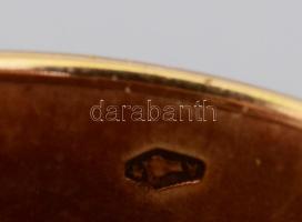 Arany (Au) gyűrű, 14k, m: 52, 2x 0,1 ct gyémánttal, középső kő hiánnyal, bruttó 4,35g