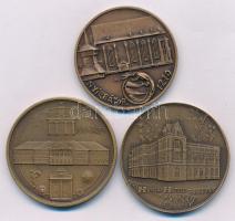 Vegyes: "Makó / Szeged Tourist" bronz emlékérem (42,5mm) + Tóth Sándor (1933-2019) DN "Nyír Tourist / Nyírbátor" emlékérem (42,5mm) + Lapis András (1942-) DN "HungarHotels / Hotel Tisza Szeged" bronz emlékérem (42,5mm) T:UNC,AU