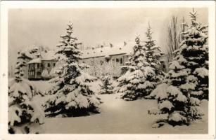 Balatonkenese, Fővárosi Üdülő, székesfővárosi alkalmazottak segítőalapja, hótakaró, télen. Csákvári felvétele (EK)