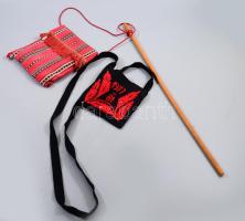 cca 1975 2 darab retro ballagó tarisznya, tartalommal.