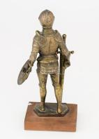 Malta 1565 felirattal fém szobor, fa talapzaton, m: 20 cm