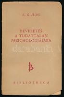 Jung, [Carl Gustav]: Bevezetés a tudattalan pszichológiájába. Ford.: Nagy Péter. Bp., 1948 [1947], Bibliotheca, 177+(3) p. Első magyar nyelvű kiadás. Kiadói papírkötés, sérült borítóval és gerinccel, belül nagyrészt jó állapotban.