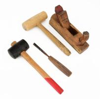Vegyes asztalos szerszám készlet: 2 db kalapács, 1 db gyalu, 1 db véső, részben használt