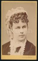 cca 1870-1880 Clara (Klara) Ziegler (1844-1909) német színésznő portréja, vizitkártya Fritz Luckhardt bécsi műterméből, 10,5x6,5 cm // cca 1870-1880 Clara (Klara) Ziegler (1844-1909) German actress, cdv photo from the studio of Fritz Luckhardt in Vienna (Wien), 10.5x6.5 cm