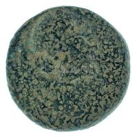 Lüdia / Thyatira / Kr.e. ~2-1. század AE16 bronz érme (4,01g) T:VF Lydia / Thyateira / ~2nd-1st century BC AE16 bronze coin. "THYATEIRINON" Head of Apollo to right / double axe. (4,01g) C:VF