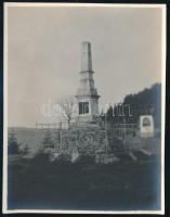 1914 A branyiszkói (Felvidék) honvéd emlékmű, melyet később felrobbantottak, fotó hátoldalon feliratozva, 11×8 cm