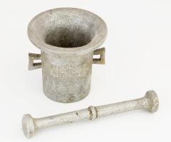 I. világháborús hadi mozsár törővel, alumínium, "A hazáért" felirattal, kopással, m: 13 cm, törő h: 23 cm