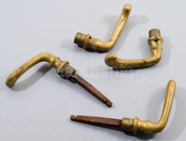 2 pár réz kilincs, kopással.