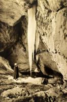 Kunský, Josef: Reise in die Unterwelt : Die Karsthöhlen der Tschechoslowakei
Prag:, 1954. Artia,, 1...