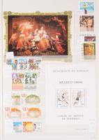 Szép színes tartalmas vegyes külföldi modern anyag 30 lapos A4 berakóban sok tengerentúlival, benne ...