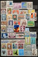 Osztrák gyűjtemény 1945-1990 berakóban, benne teljes sorok, jó darabok (Mi EUR ca. 1.200,-)