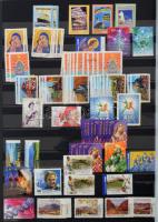 Ausztrália gyűjtemény a kezdetektől a 2000-es évek elejéig, néhány kengurussal, jobb értékekkel, a m...