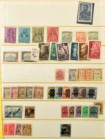 Magyar összeállítás albumlapokon, berakólapokon sok postatisztával, blokkokkal, főleg a 70-es 80-as ...