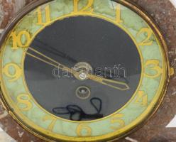 Art deco asztali óra, kézi felhúzós, ugró zerge díszítéssel. Márvány. 40x22 cm Működik