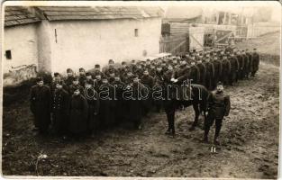 1939 Léva, Levice; M. kir. 1/III. h.b. zlj. árkász szakasz 1938. XI. 13. - 1939. I. 29. Magyar katonák csoportja, bevonulás után / after the entry of the Hungarian troops, group of soldiers. Foto Rusznák photo (vágott / cut)