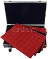 Zárható alumínium érmetartó koffer (~40,5x24,1x8,1cm) használt állapotban, benne 5db tálcával:24 fészekkel, egyenként 42x42mm-es férőhely (2x) + 40 fészekkel, egyenként 32x32mm-es férőhely (3x), 2db kulccsal (összesen 168db férőhely) T:használt de újszerű állapotban.