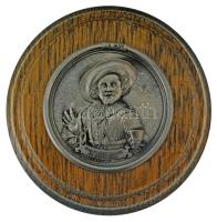Hollandia DN "Frans Hals 1580-1666 - Der fröhliche Trinker (A vidám ivó)" festmény alapján készített bronz emlékérem fa talapzaton T:AU Netherland ND "Frans Hals 1580-1666 - Der fröhliche Trinker" bronze commemorative medallion on a wooden pedestal C:AU