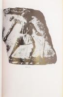 Thomas, B.: King David Leaping and Dancing. Bp., 1970, Akadémiai. 42. számozott példány. Kiadói egés...