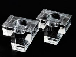 Skandináv brutalista öntött kristály gyertyatartó pár, jelzés nélkül, hibátlan, 9,5x9 cm