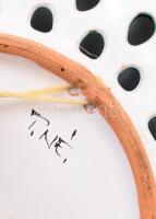 Áttört kerámia tál, mázas, kézzel festett, jelzett, hibátlan d: 29 cm