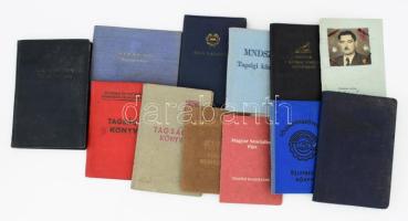 Vegyes okmány tétel, össz. 12 db, közte bírói igazolvány, Vasas S.E. tagsági könyv, Magyar Politikai Foglyok Szövetsége igazolvány, szakszervezeti tagsági könyvek, stb.