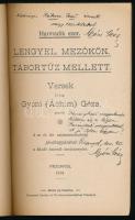 Gyóni Géza: Lengyel mezőkön, tábortűz mellett. Gyóni (Áchim) Géza przemysli verseinek első itthoni (...