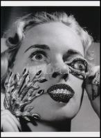 cca 1959 Salvador Dali modellje, 1 db modern nagyítás, jelzés nélkül, 21x15 cm